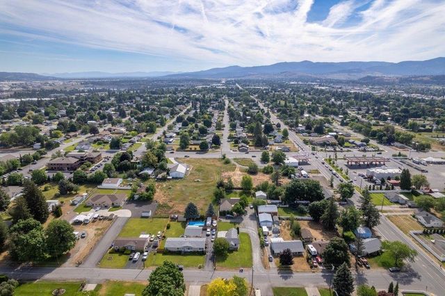 824 N MAMER AVE Ave, Spokane Valley, WA 99216