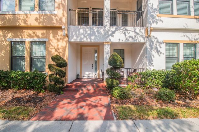 4884 YACHT CLUB DRIVE, Tampa, FL 33616