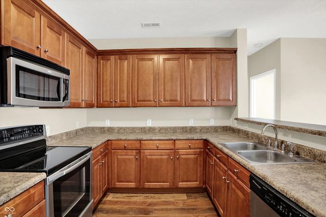 1631 Lacebark Drive K, Greenwood, IN 46143