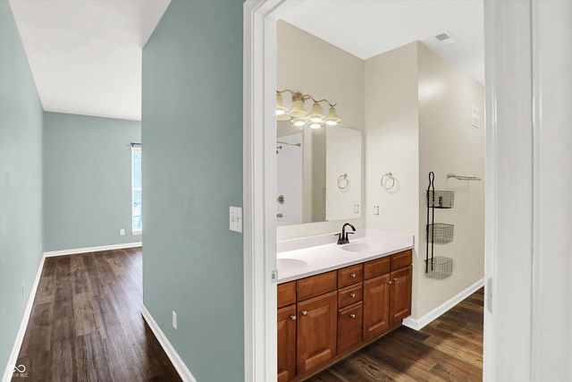 1631 Lacebark Drive K, Greenwood, IN 46143