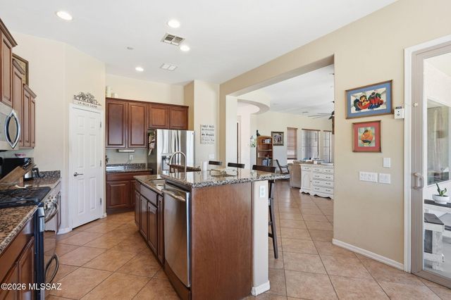 13986 E Placita Marlinda, Vail, AZ 85641