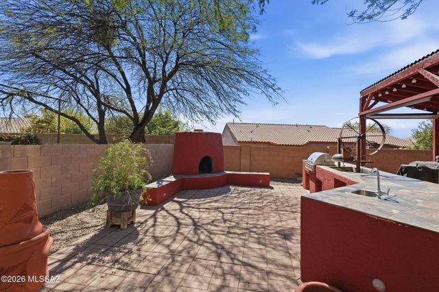 13986 E Placita Marlinda, Vail, AZ 85641