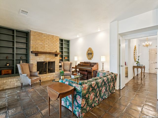 20 Garden Square, San Antonio, TX 78209