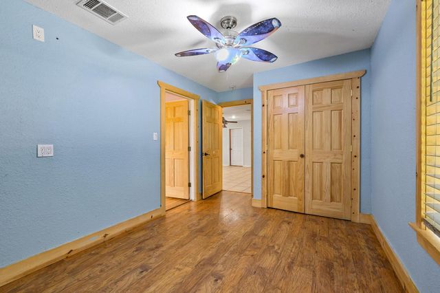 207 W South Street, Whitesboro, TX 76273