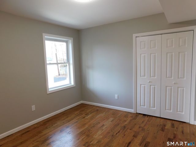 69 Rosemary Street, New London, CT 06320