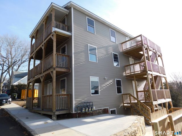 69 Rosemary Street, New London, CT 06320