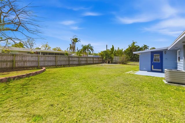 2208 SHAWNEE STREET, Sarasota, FL 34231