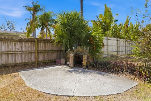 2208 SHAWNEE STREET, Sarasota, FL 34231
