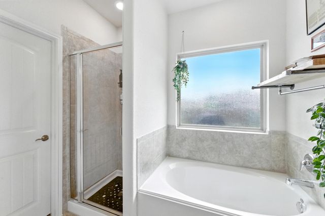 3905 Alpine Autumn DR, Austin, TX 78744