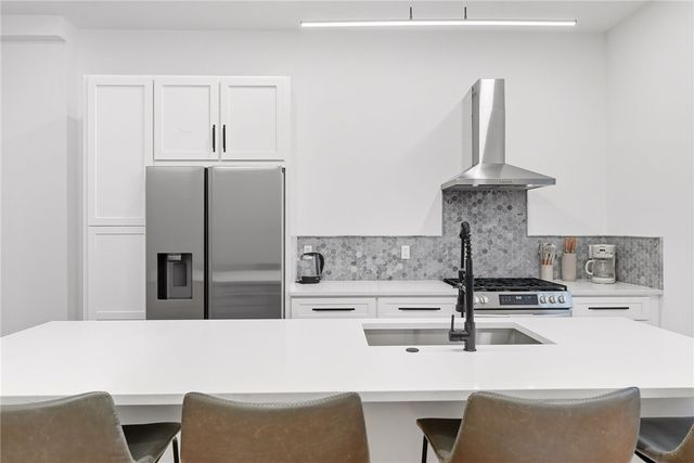 1236 Butterfield Way, Central North Side, PA 15212