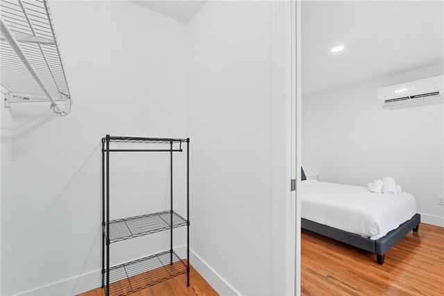 1236 Butterfield Way, Central North Side, PA 15212