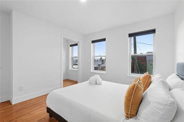 1236 Butterfield Way, Central North Side, PA 15212