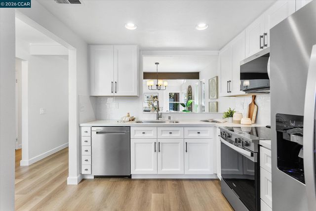 2407 Bay Meadows Cir, Pleasanton, CA 94566