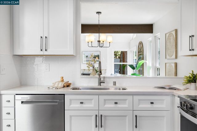 2407 Bay Meadows Cir, Pleasanton, CA 94566