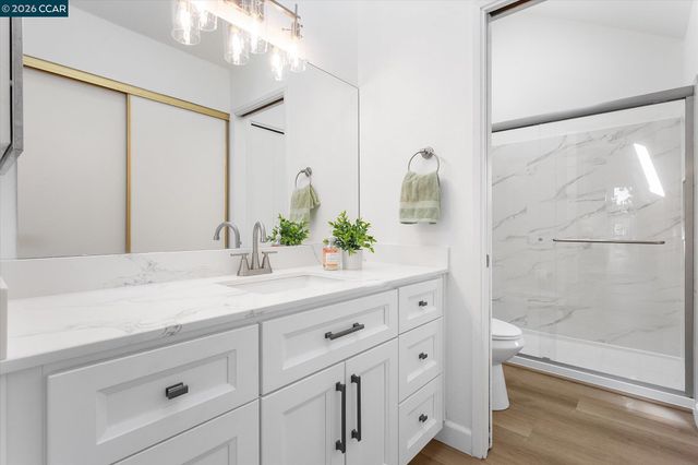 2407 Bay Meadows Cir, Pleasanton, CA 94566