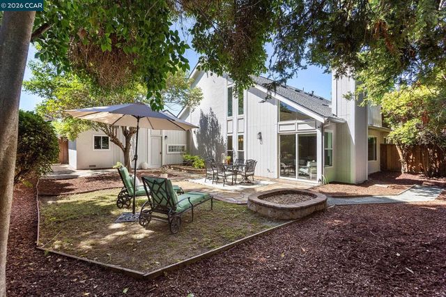 2407 Bay Meadows Cir, Pleasanton, CA 94566