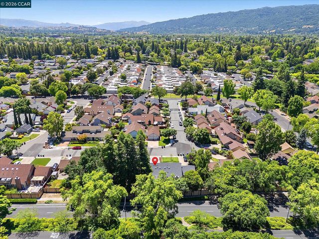 2407 Bay Meadows Cir, Pleasanton, CA 94566