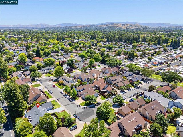 2407 Bay Meadows Cir, Pleasanton, CA 94566