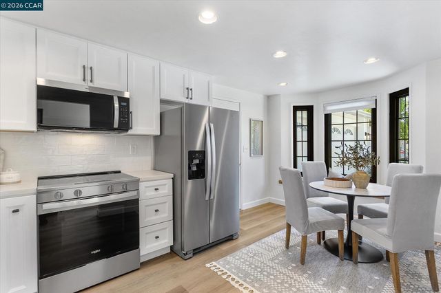 2407 Bay Meadows Cir, Pleasanton, CA 94566