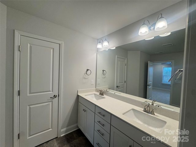 4017 Port Richmond Avenue 3, Gastonia, NC 28056