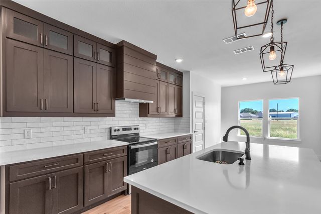 112 LBJ Ranch Road, Trinidad, TX 75163
