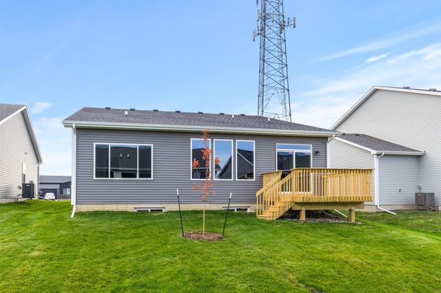 1071 NW Yorktown Drive, Waukee, IA 50263