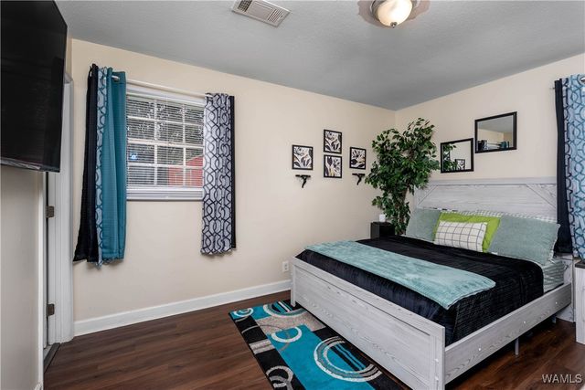 2803 Deerfield, Northport, AL 35473