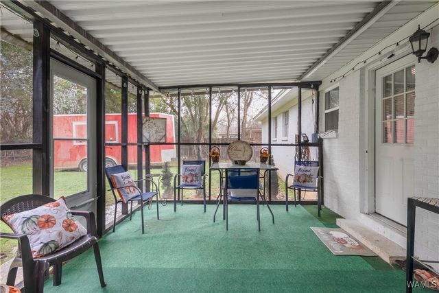 2803 Deerfield, Northport, AL 35473