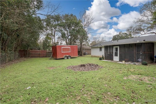 2803 Deerfield, Northport, AL 35473