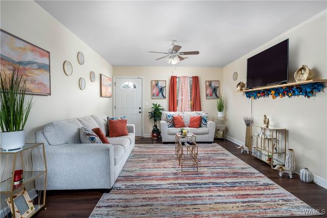 2803 Deerfield, Northport, AL 35473