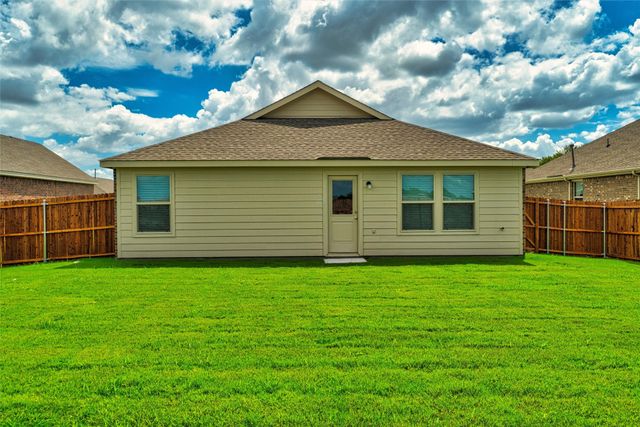 1708 Helmoken Falls Drive, Anna, TX 75409