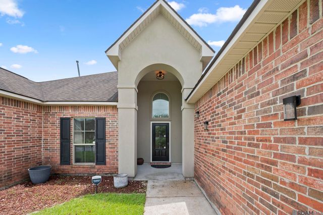 13638 Cantebury Ave, Denham Springs, LA 70726