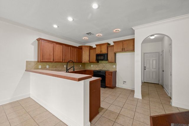 13638 Cantebury Ave, Denham Springs, LA 70726