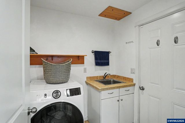 810 NW Lyman Dr, Corvallis, OR 97330