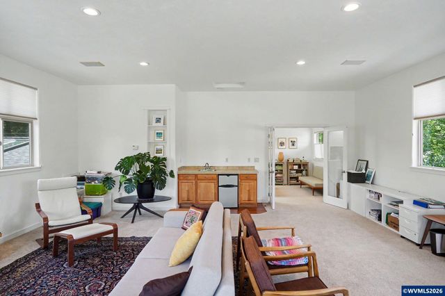 810 NW Lyman Dr, Corvallis, OR 97330