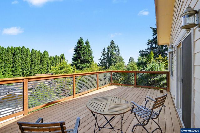 810 NW Lyman Dr, Corvallis, OR 97330