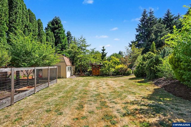810 NW Lyman Dr, Corvallis, OR 97330