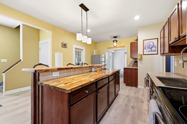 151 Bowdoin St, Springfield, MA 01109