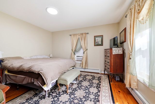 151 Bowdoin St, Springfield, MA 01109