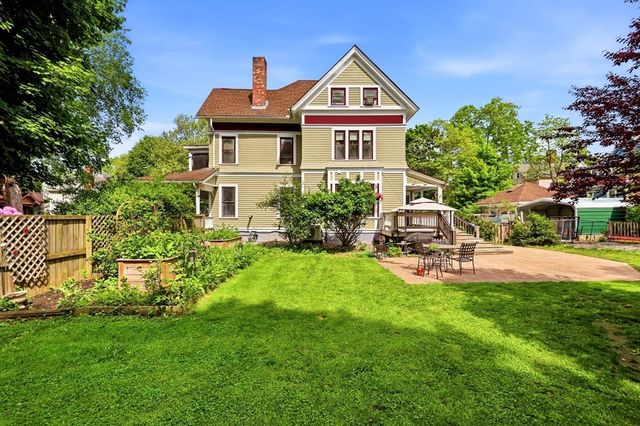 151 Bowdoin St, Springfield, MA 01109