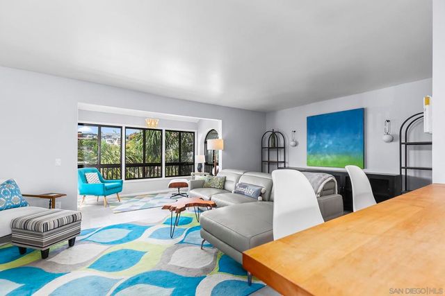 2510 Clairemont Dr 303, San Diego, CA 92117