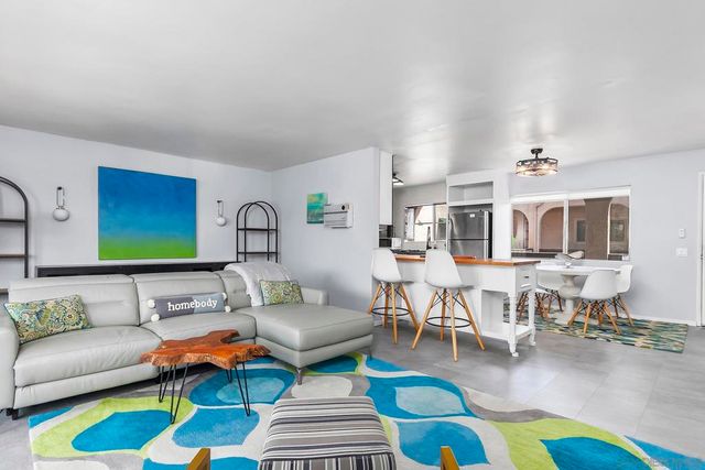 2510 Clairemont Dr 303, San Diego, CA 92117