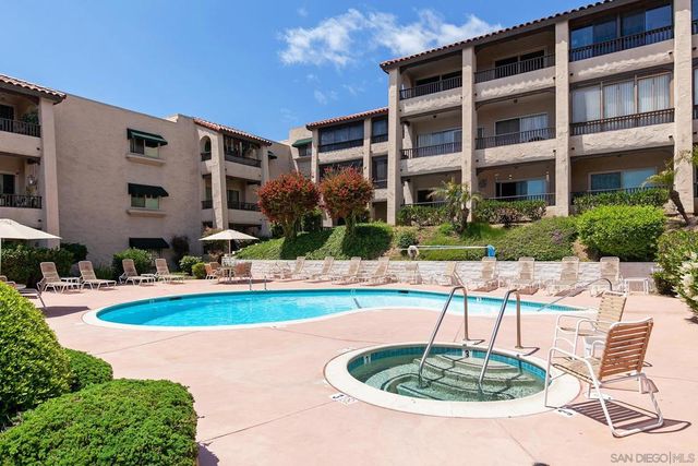 2510 Clairemont Dr 303, San Diego, CA 92117