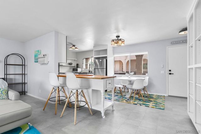 2510 Clairemont Dr 303, San Diego, CA 92117