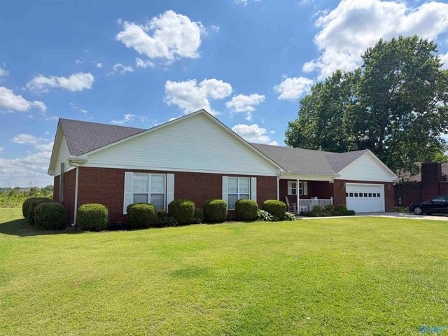63 Monica Avenue, Decatur, AL 35603