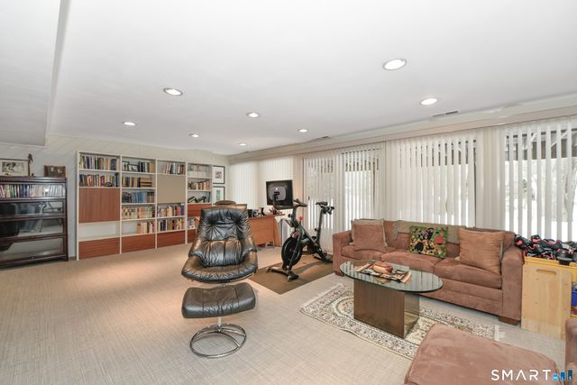 119 Maple Vale Drive, Woodbridge, CT 06525