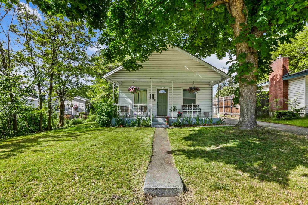 2928 W Rockwell Ave, Spokane, WA 99205