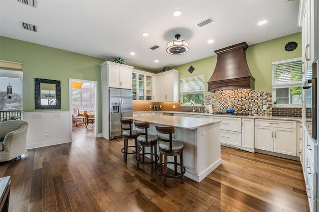 116 CARLYLE CIRCLE, Palm Harbor, FL 34683