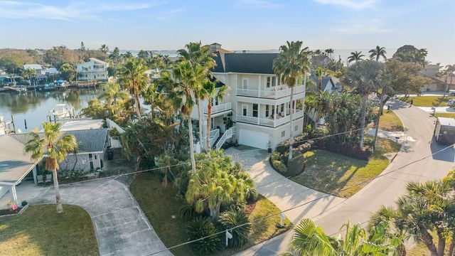 116 CARLYLE CIRCLE, Palm Harbor, FL 34683