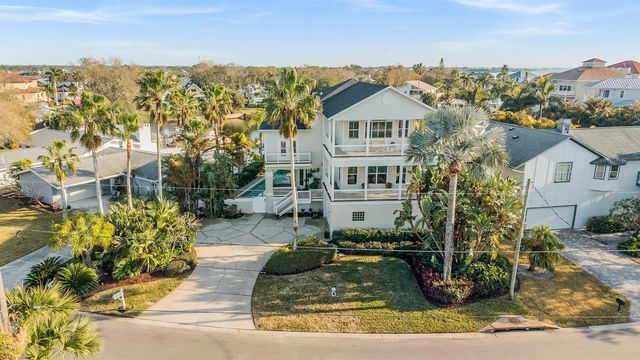 116 CARLYLE CIRCLE, Palm Harbor, FL 34683